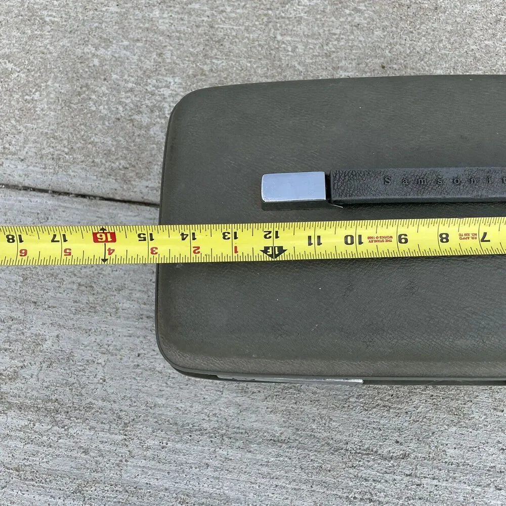 RARE Samsonite Saturn Army Green Hard case Travel Cosmetic Train Luggage Vintage